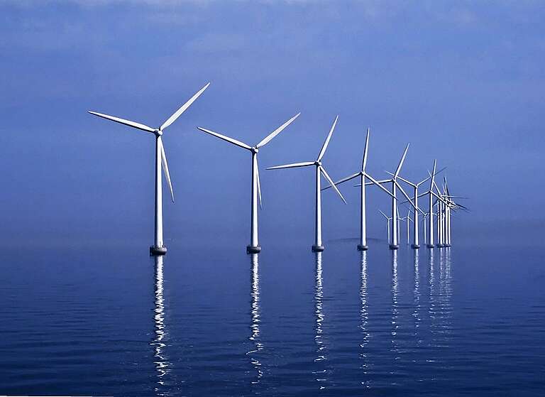 Middelgrunden Offshore Windfarm in Øresund.