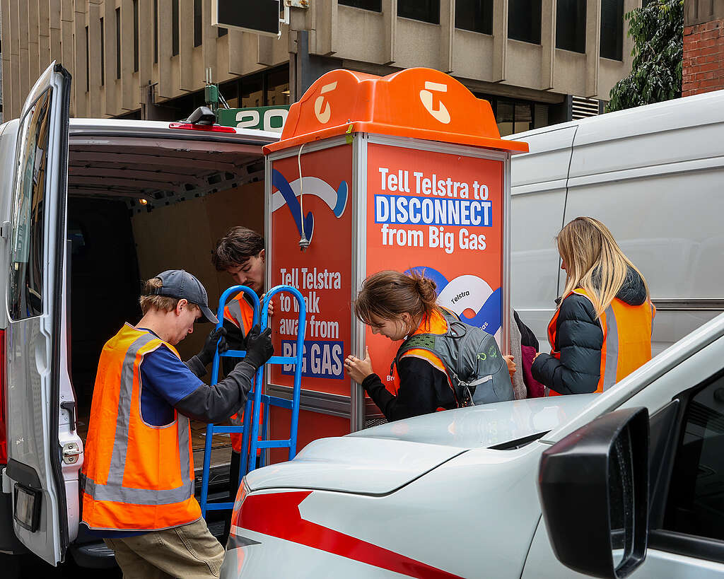 Telstra is screening our calls – so we called out their fossil fuel lobbying – Greenpeace Australia Pacific