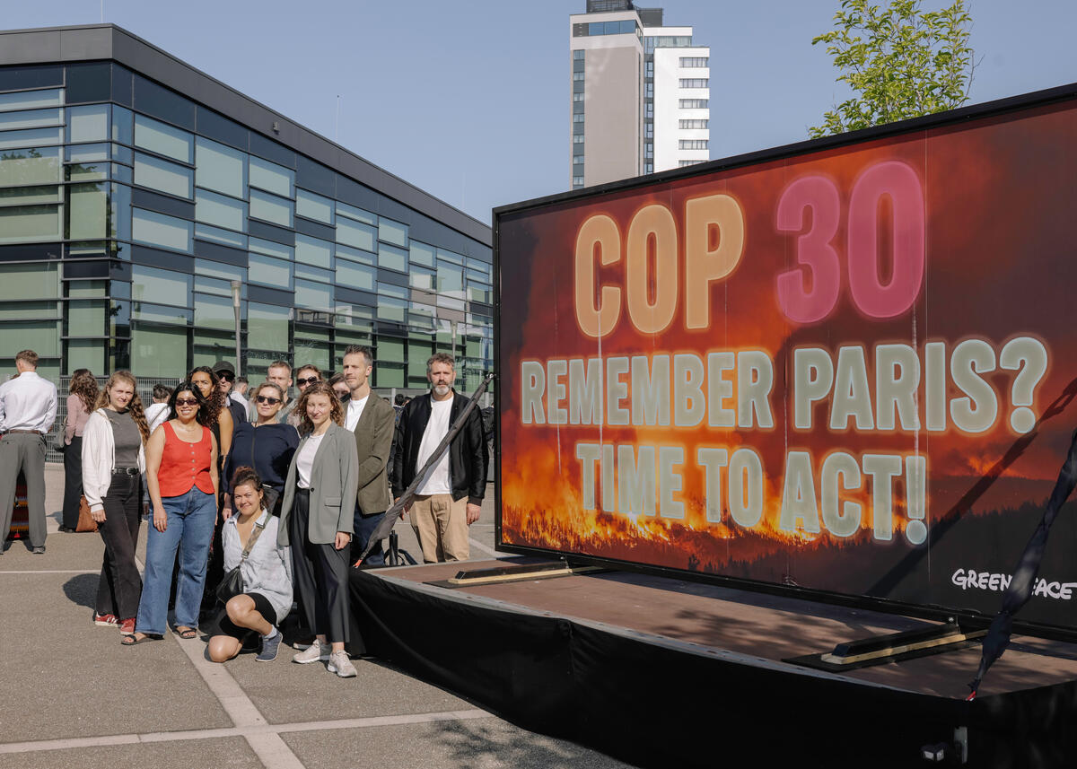 Greenpeace Delegation at Bonn Climate Conference. © Marie Jacquemin / Greenpeace