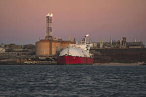 IBRI LNG Tanker at Pluto LNG Park in Western Australia. &copy; Lewis Burnett / Greenpeace
