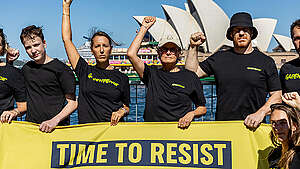 Solidarity against SLAPP Energy Transfer Lawsuit in Sydney, Australia. &copy; Greenpeace / Alison Lee Rubie